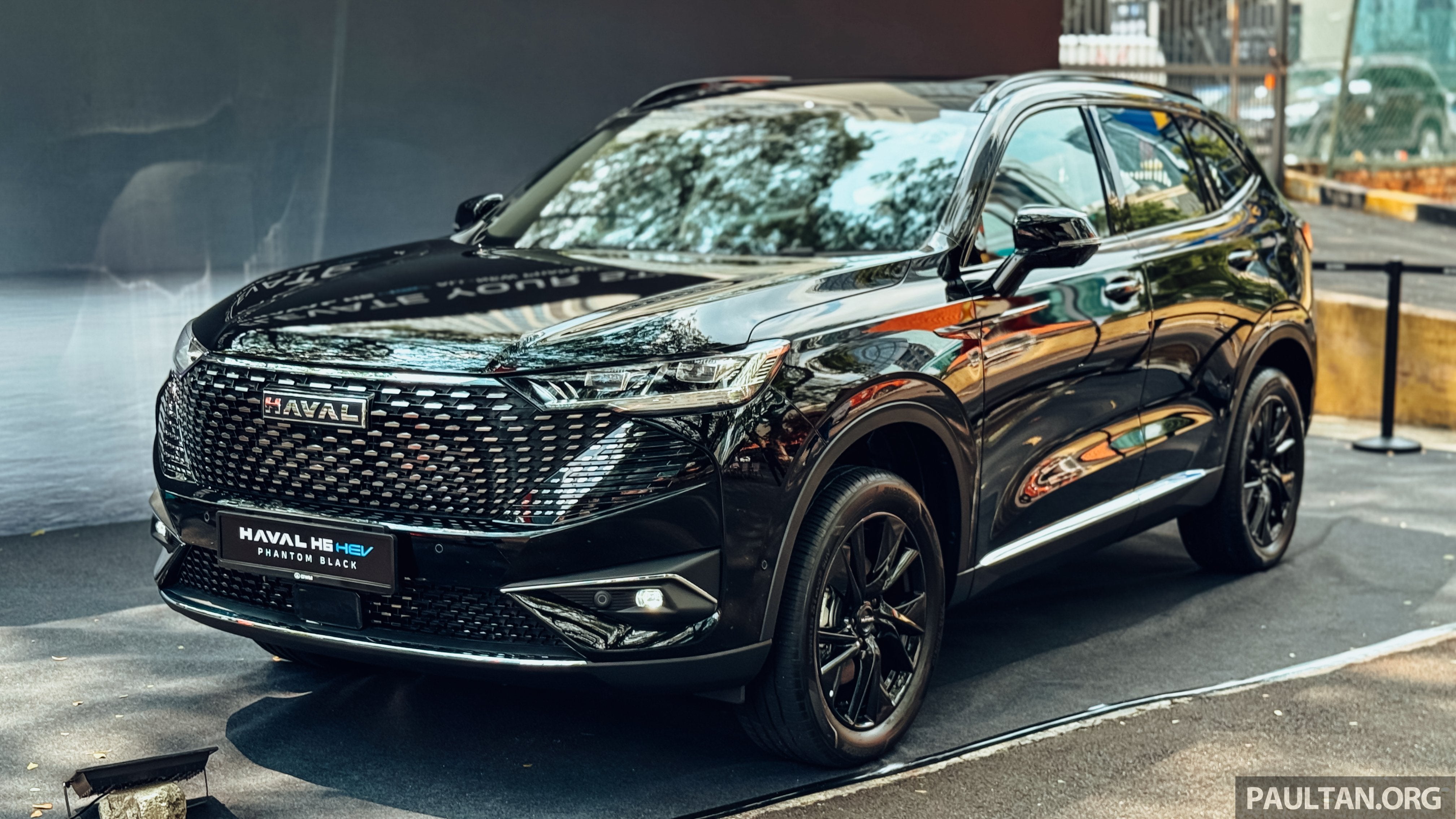 Haval H6 Detailing in Lahore , Sialkot , Faisalabad and Multan After Detailing from Sehgal Motors