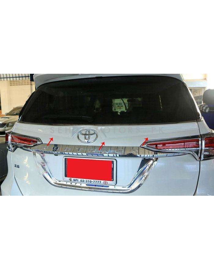 Toyota Fortuner Rear Mid Spoiler Style B - Model 2016-2021