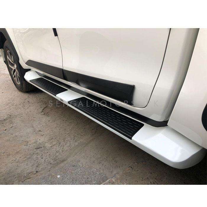 Toyota Hilux Revo/Rocco Side Step Whiteline Fiber White