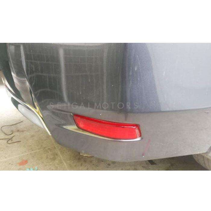 Toyota Corolla Back Bumper Third Brake Lamp Lava Style (BL-001)