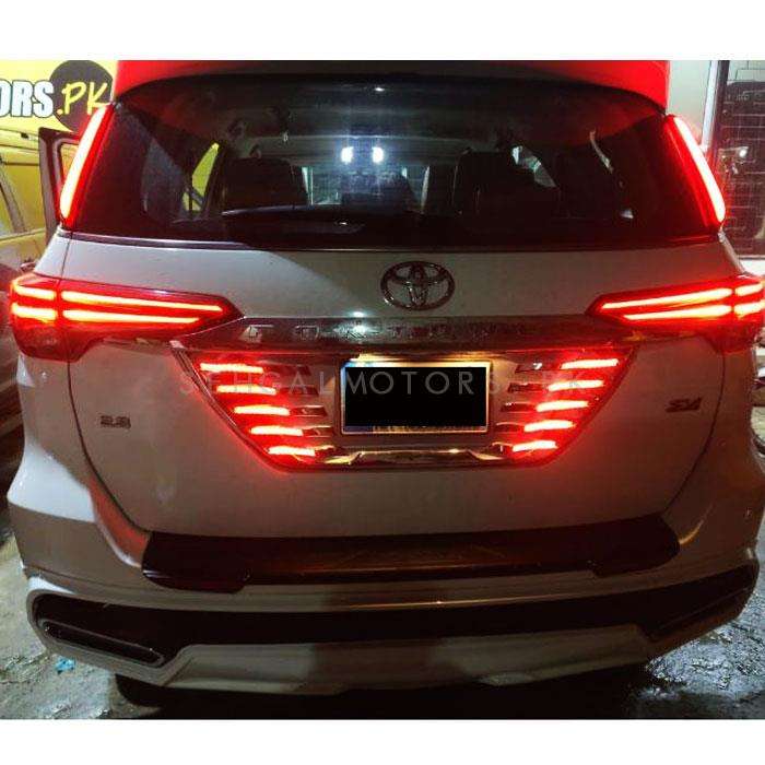 Toyota Fortuner Trunk Arm Light Red - Model 2016-2021