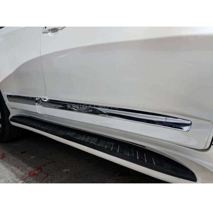 Toyota Land Cruiser Big Door Moulding White and Chrome - Model 2015-2021