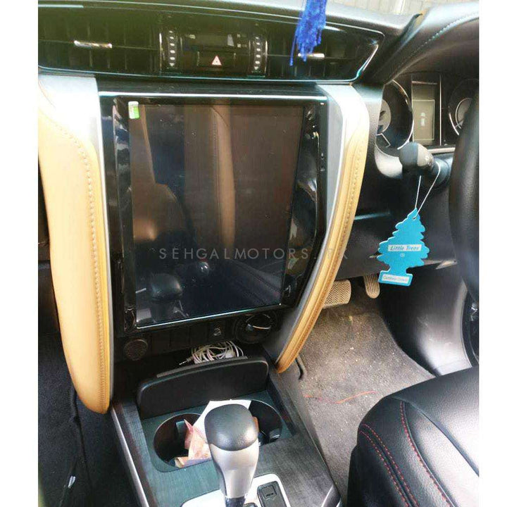 Toyota Fortuner Tesla LCD Black 11 Inches - Model 2016-2024