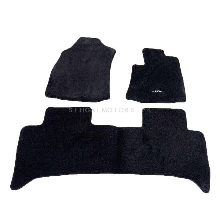 Toyota Hilux Revo/Rocco Carpet Floor Mat Black Mix Design 3 Pcs