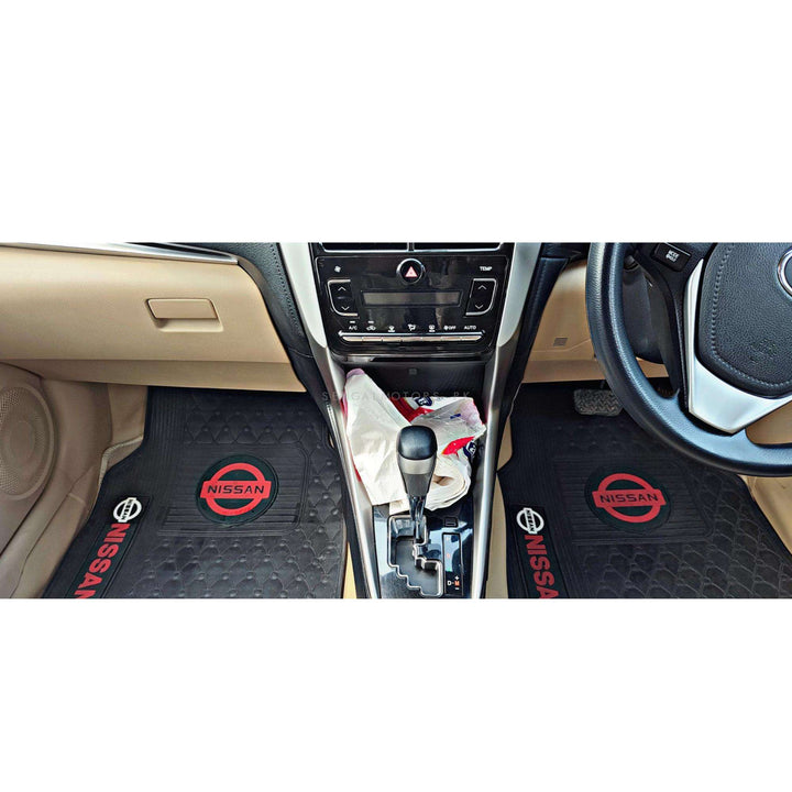 Nissan Universal PVC Rubber Floor Mat Black Red Mix Design - 5 Pcs