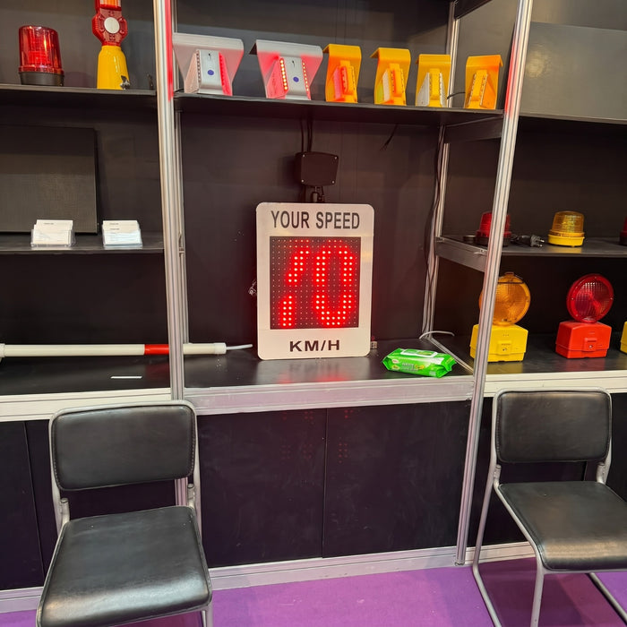 Radar Speed Limit Sign LED Digital Display KM/H With Road Safety Warning Lights