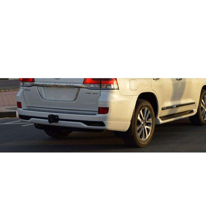 Toyota Land Cruiser LC200 Middle East Body Kit Back White 1 Pc - Model 2015-2021